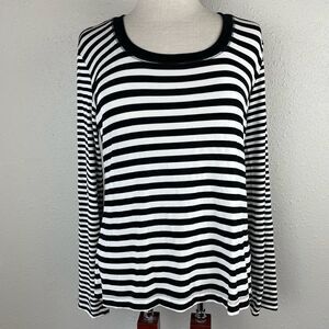 Wear It Black and White Striped Long Sleeve Tip Size 1 (Small) EUC